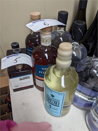 FortyCreek Foxheart Canadian Whiskey, Mezcal Artesanal Bruxo Joven
