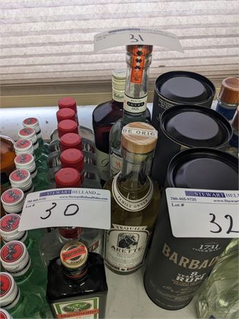 Fandango Mascal Joven, Arette Artesanal Suave, Ballantines Finest Blended