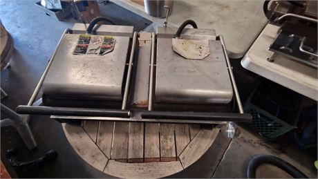 Star Commercial Sandwich Grill Model GX20IG