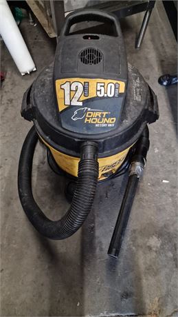 Vacuum Cleaner Dirt Hound 12 Gallon 5.0 Peak HP (1)