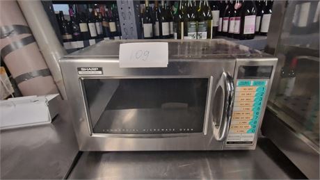 Sharp microware 1000W (1)