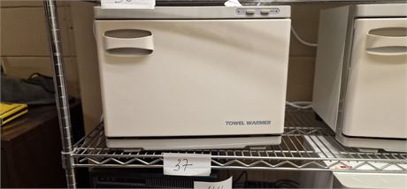 Lot 37 Hot Towel Cabinet Medium , model: 8.2155, brand: Furniture Others