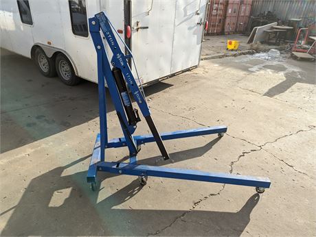 Lot 4 - Power Fist 2 Ton Shop Crane