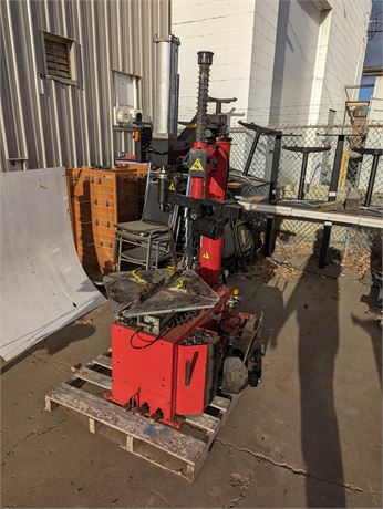 Lot 7 - 2021 Corghi Nexion Spa Pro Line 124