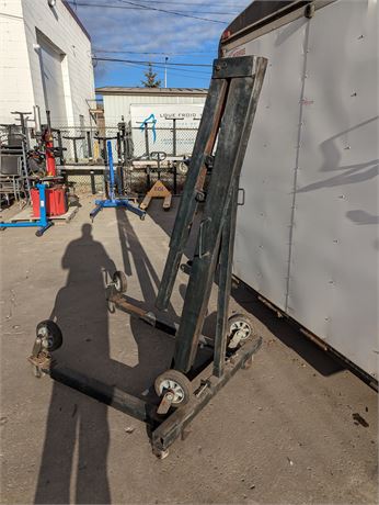 Lot 1 - Custome Build Shop Crane