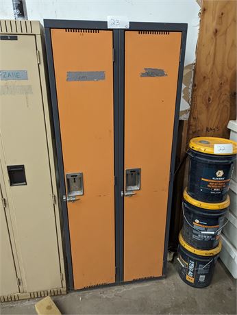 Lot 23 -  Clothing lockers