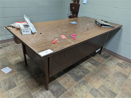 Lot 7 -  Office table