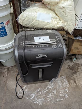 Lot 36 -  Shredder Fellowes 79 ci
