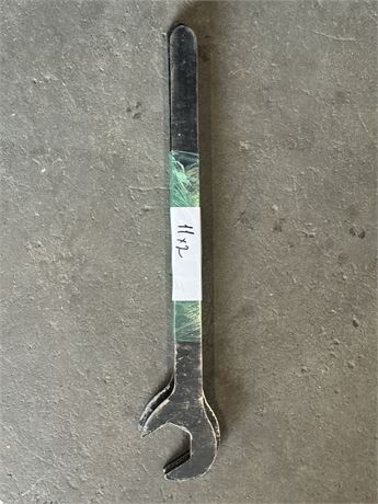Lot 11 - Clutch Wrenches