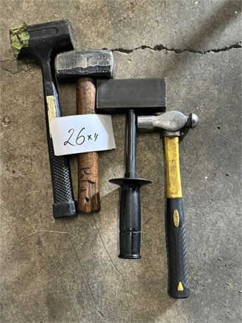 Lot 26 - Set of Hammers