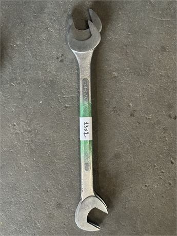 Lot 13 - Open End Wrenches V Series