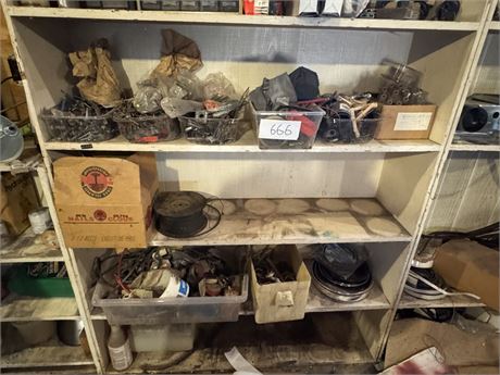 Lot 666 - Misc car parts