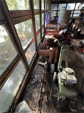 Lot 650 - Gas powered Trencher