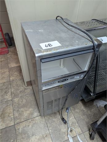 Lot 68 -Nella Brema Ice Maker