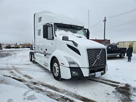 Lot 7979 - 2021 Volvo VNL 760
