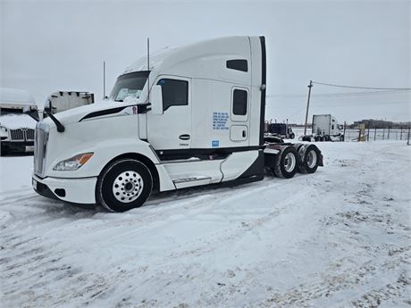 Lot 7932 - 2023 Kenworth T680