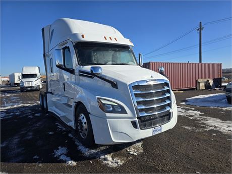 Lot 7971 - 2024 Freightliner Cascadia