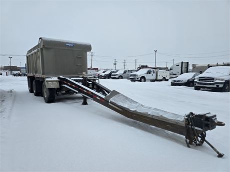 Lot 7940 - 2009 Stargate Tri Axle Pup Trailer