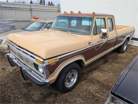 Lot 31 - 1977 ford  f250 Ranger XLT
