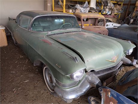 Lot 43 - 1957 cadillac el dorado seville