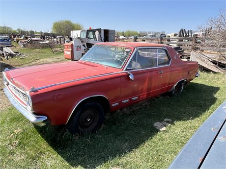 Lot 356 - 1965 Dodge Dart