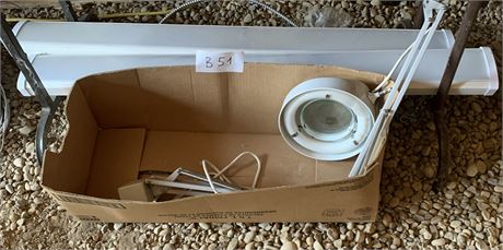 Lot 51 - (3) Swing Arm Magnification Desk Light