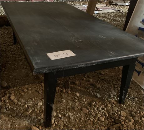 Lot 24 - Coffee table