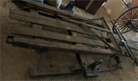 Lot 4 -HD Farm Bob Sleigh