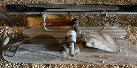 Lot 119 - Concrete Finishing tools and Bag of Quick mix concrete