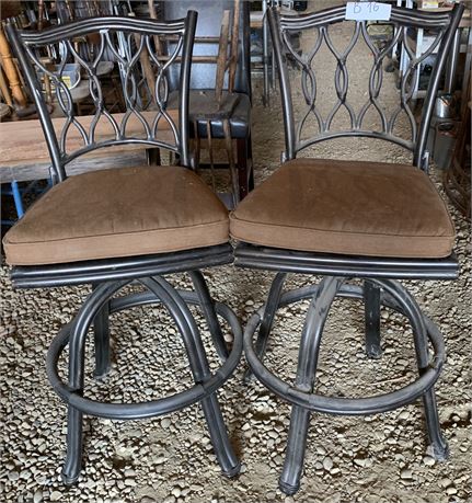 Lot 16 - Bar height Chairs
