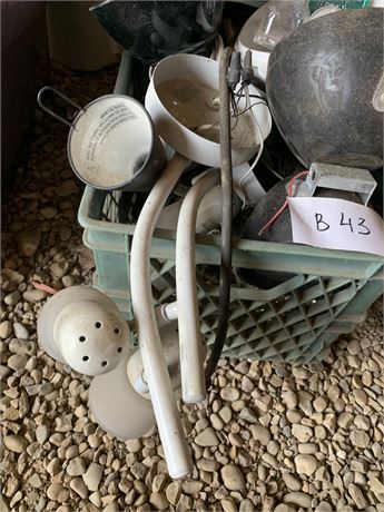 Lot 43 - Various Light Fixtures