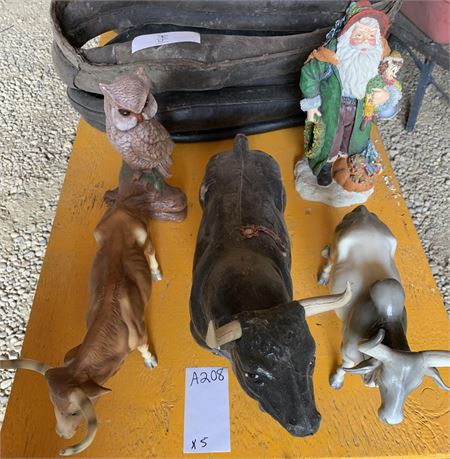 Lot 208 - Plastic Figurings