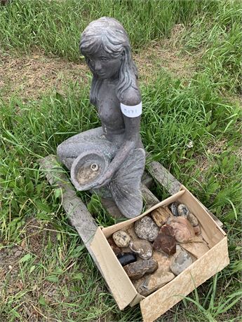 Lot 171 - Concrete Vintage Mermaid Statue