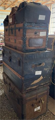 Lot 134 - Chests and Crates