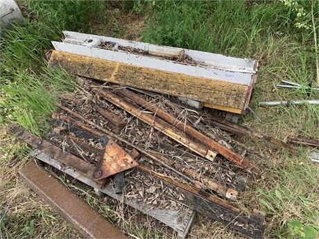 Lot 180 - Various Metal Cuts and Fences