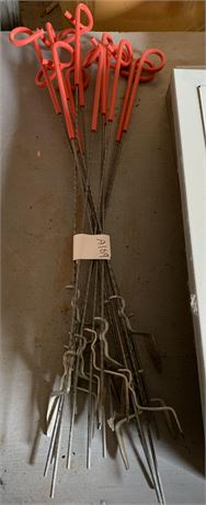 Lot 169 - Pigtail Posts