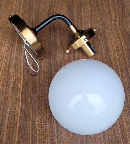 Lot 55 - (4) Matteo Light Fixtures