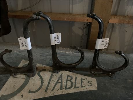 Lot 257 - Rein and Harness Holder