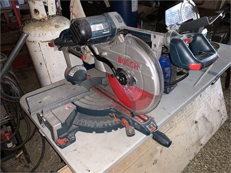 Lot 155 - Bosch Miter Saw
