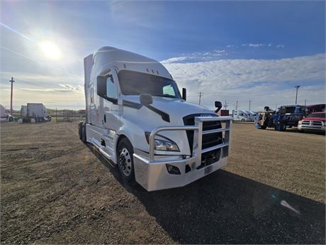 Lot 8046 - 2024 Freightliner Cascadia