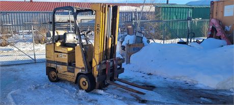 Lot 160 - CAT Fork Lift