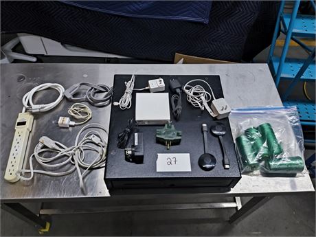 Lot 27 - Extension Coards with Cash Register