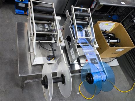 Lot 47A - Round Bottle Label Machine