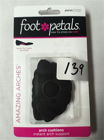 Lot 139 - Arch Cushions