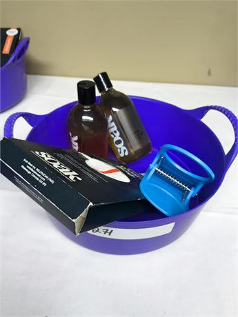 Lot 271 - Laundry Kit