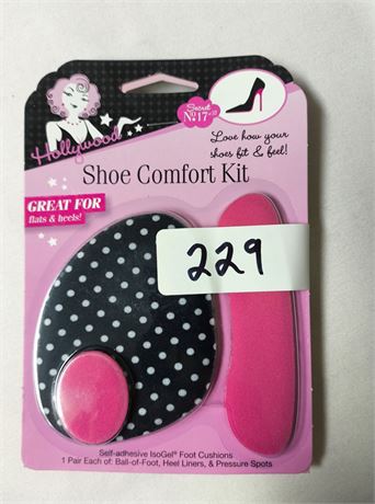 Lot 229 - Shoe Comfort Kit and Non Slip Shoe Grips