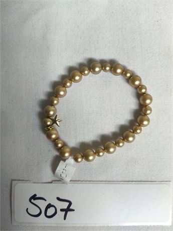 Lot 507 -  Bracelet