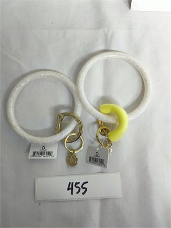 Lot 455 -Big "O" Key Ring
