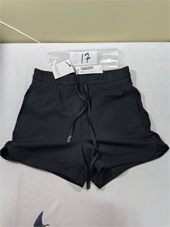 Lot 17 - Recreation  Rosi Shorts, Size Small