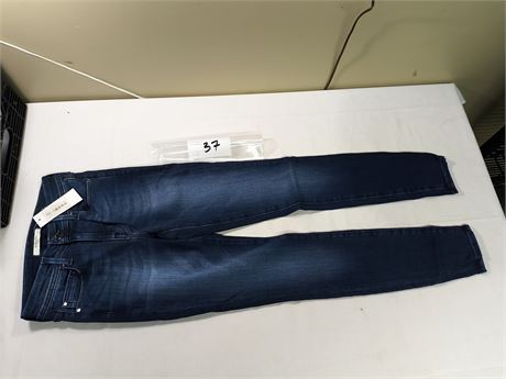 Lot 37 - Fidelity Denim Sola Mid Rise Ankle Jeans, Size 24